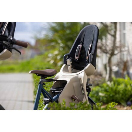 Qibbel AIR hátsó gyerekülés csomagtartóra – bézs