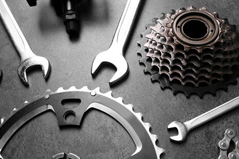 Vannak otthon megfelelő kerékpáros eszközeid? Ismerd meg a 8 legjobb kerékpáros eszközt