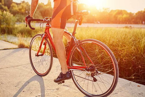 Alumínium vs. karbon váz: Hogyan válasszunk kerékpárt?